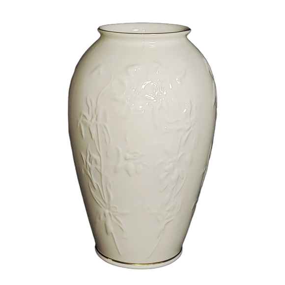 Elegant VTG Lenox Iris Floral Vase in Ivory and Gold for Home Interior Decor - Picture 5 of 7